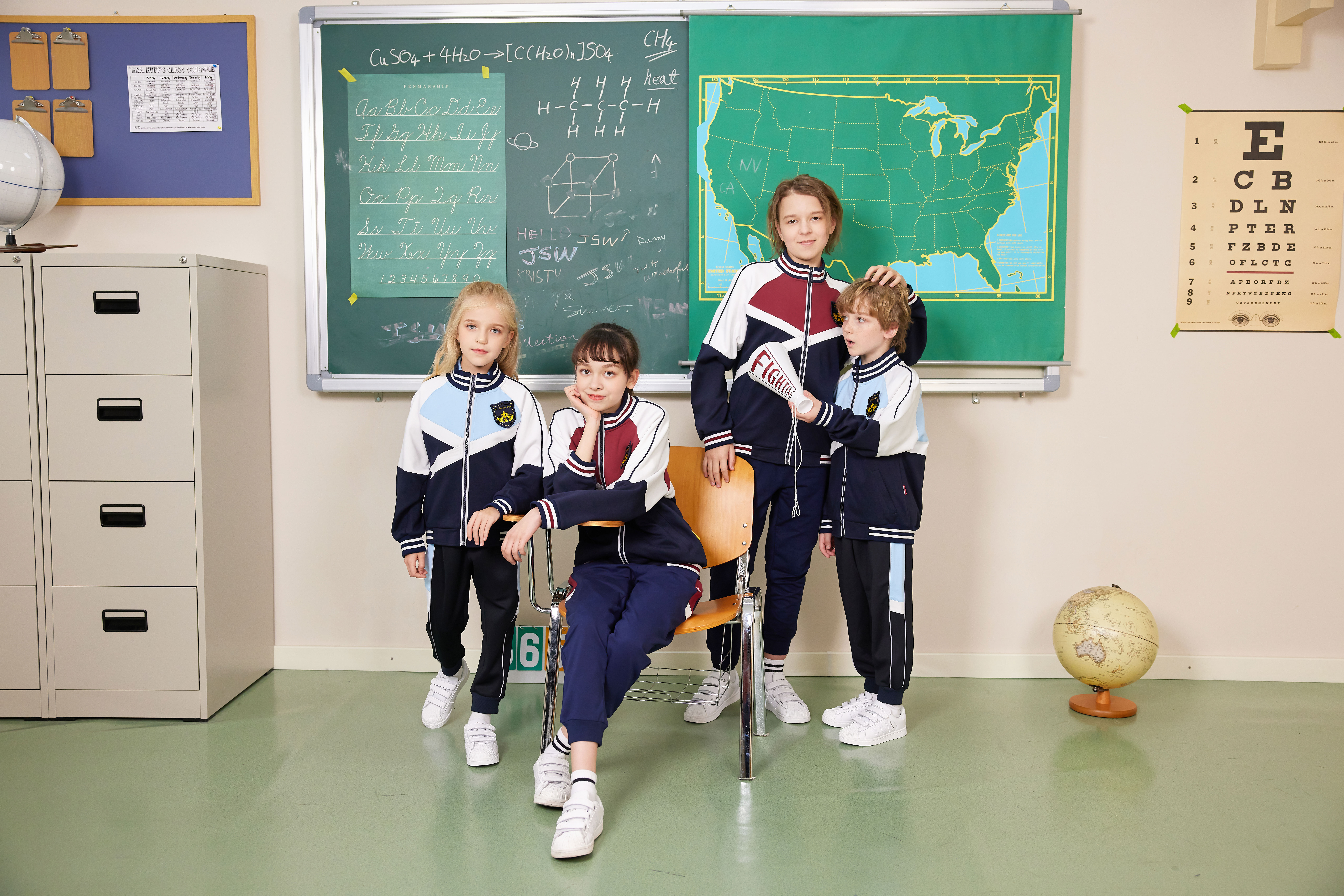 榮譽(yù)資質(zhì)-7388-立泰校服定制