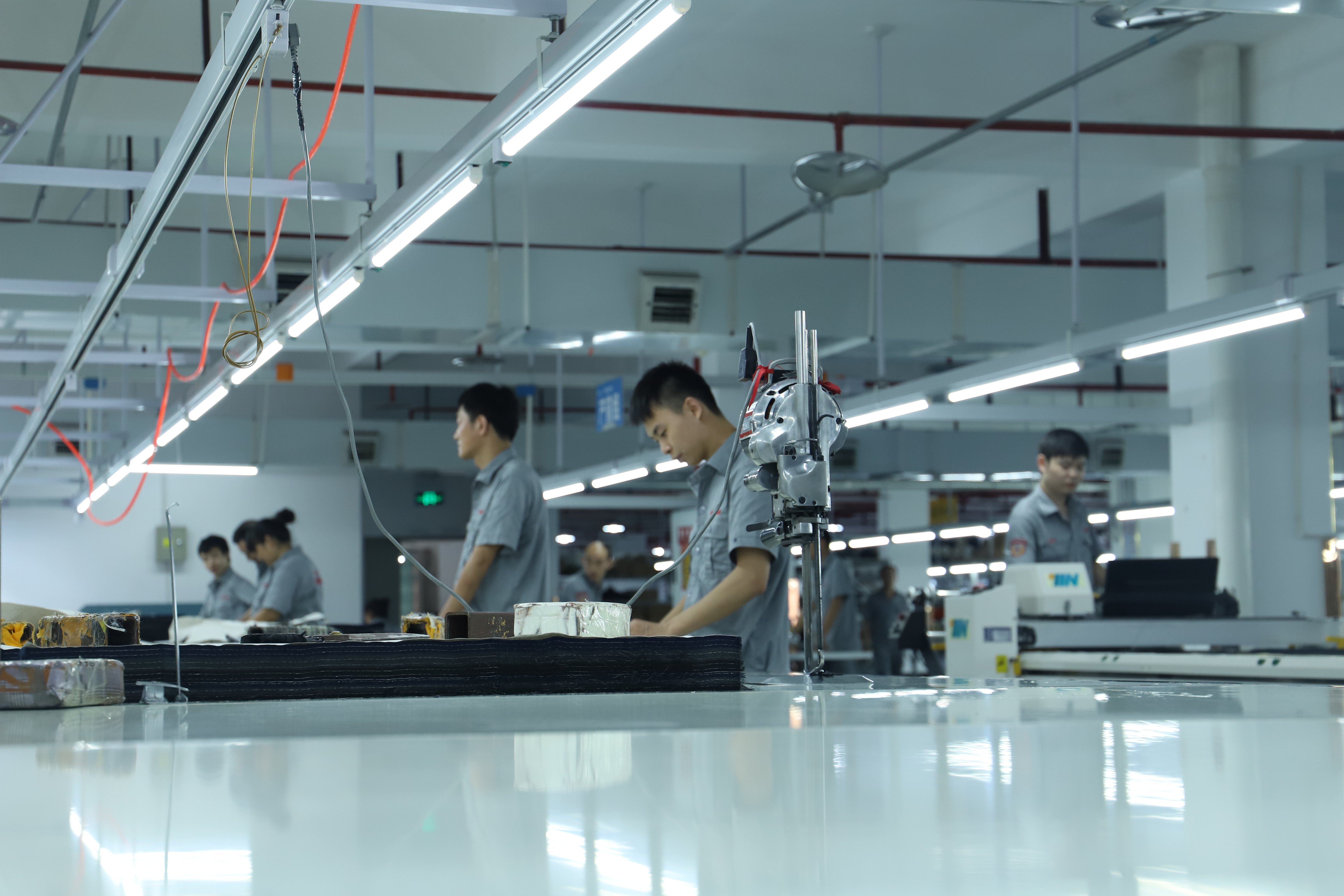 立泰校服定制工廠2